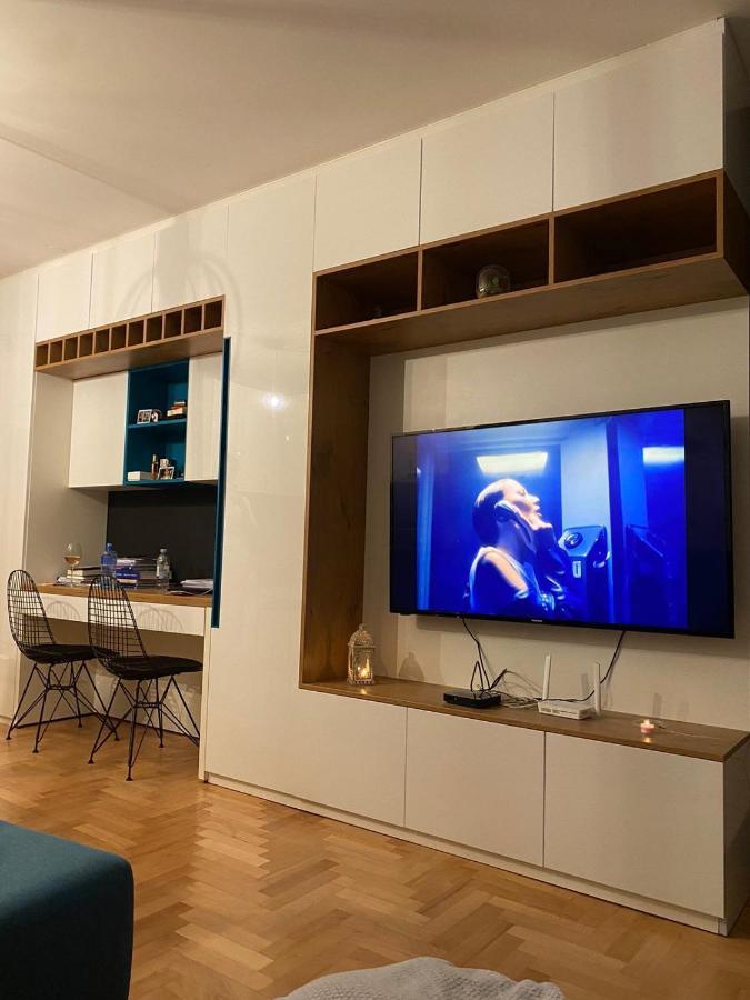 Bizzbuzz Apartment *